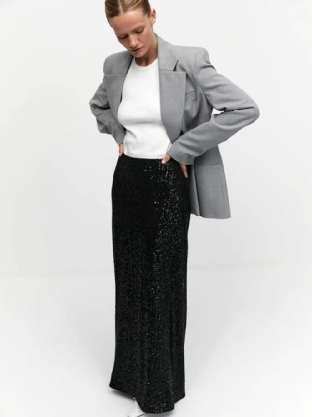 Black Sequin High Waist Party Y2K Aesthetic Maxi Skirt Size Small/Medium